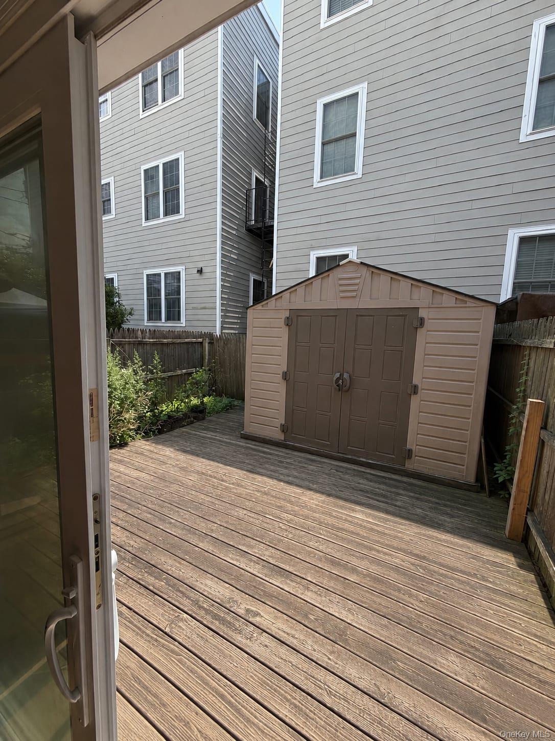 920 Broadway 16 Property Photo 14