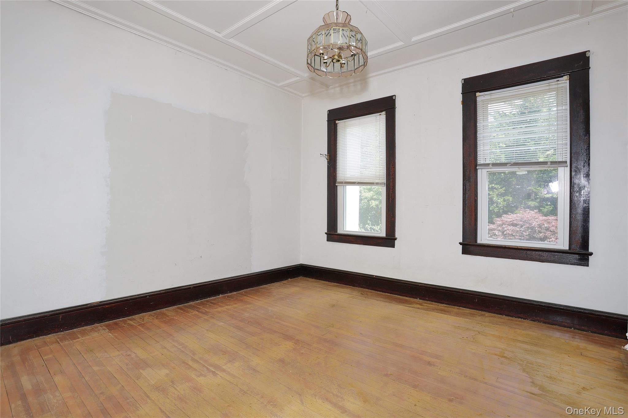 12 Pacific Avenue Property Photo 11