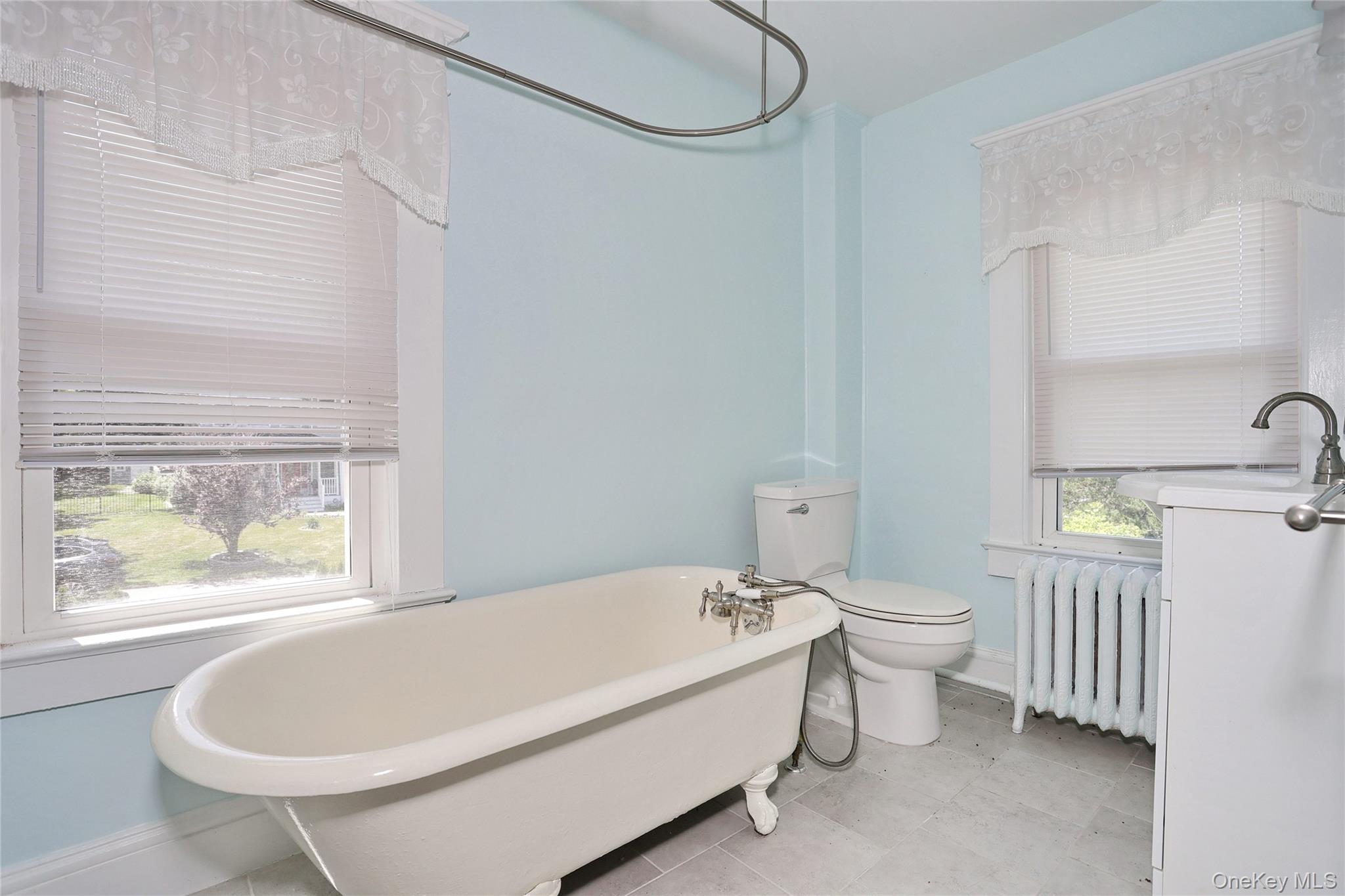 12 Pacific Avenue Property Photo 23