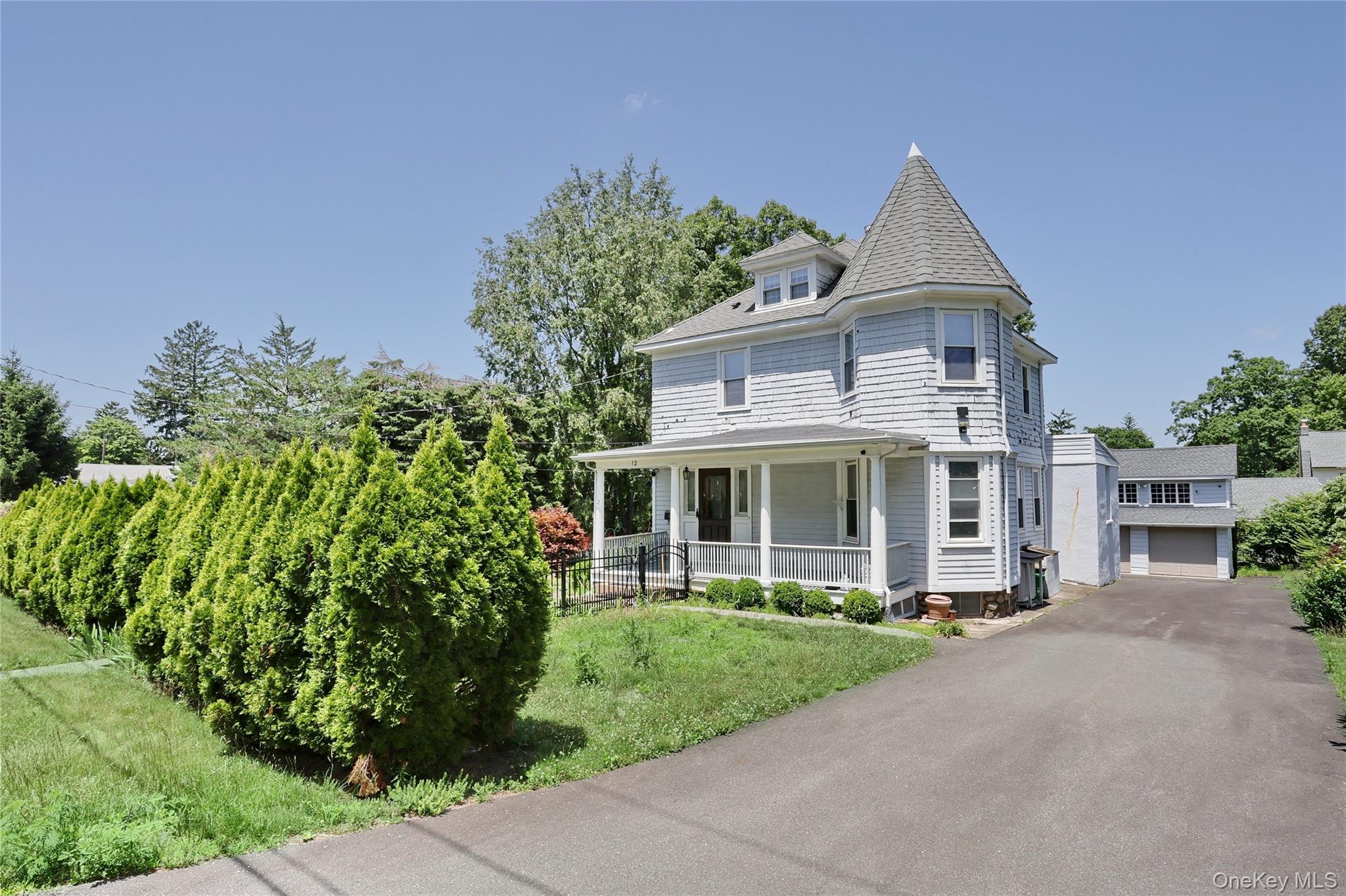 12 Pacific Avenue Property Photo 27