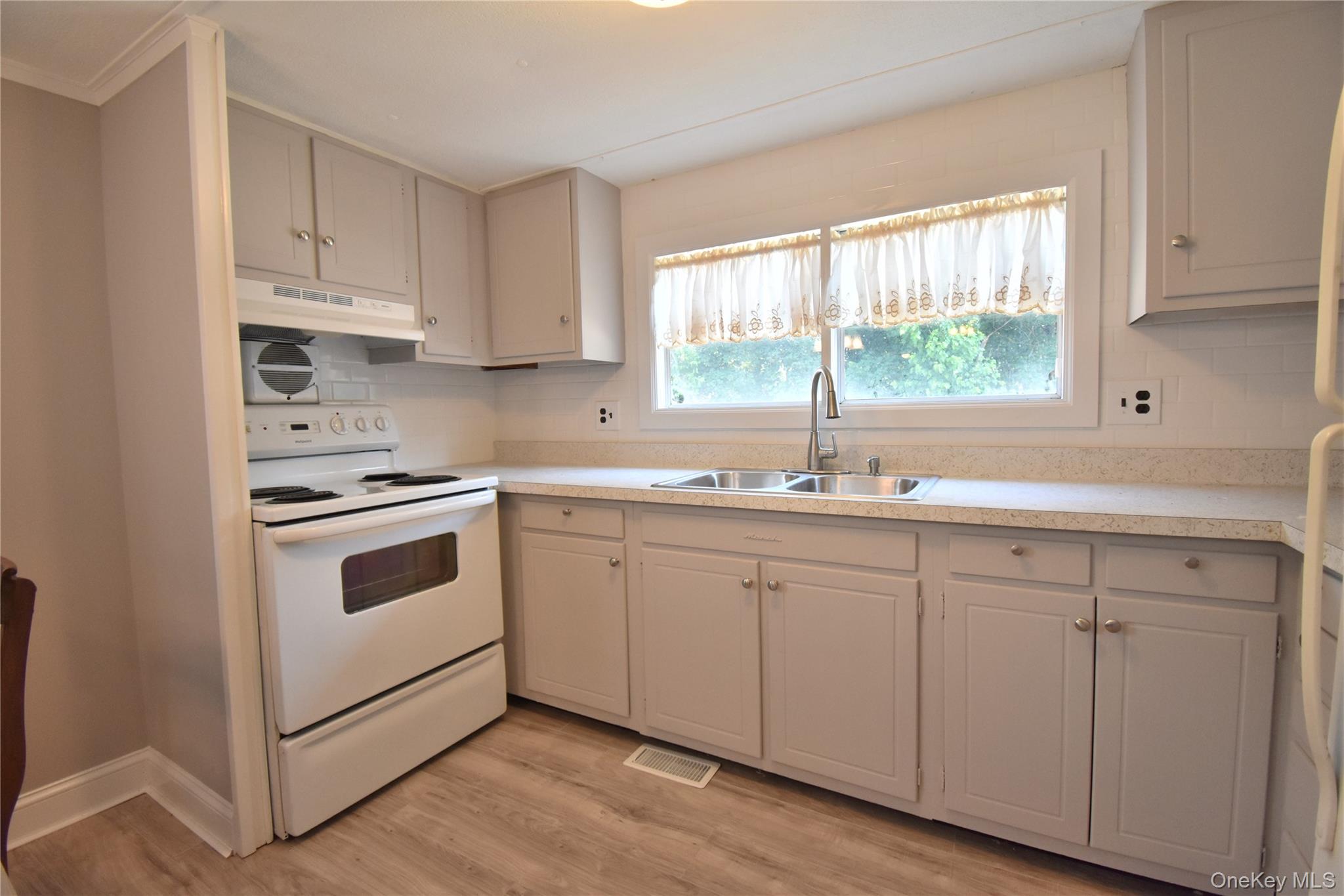 116 Lincoln Avenue Property Photo 7