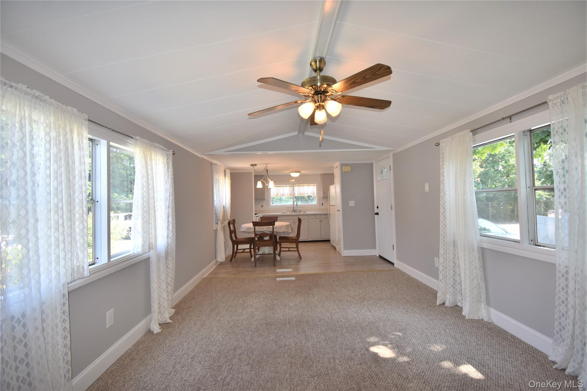 116 Lincoln Avenue Property Photo 8