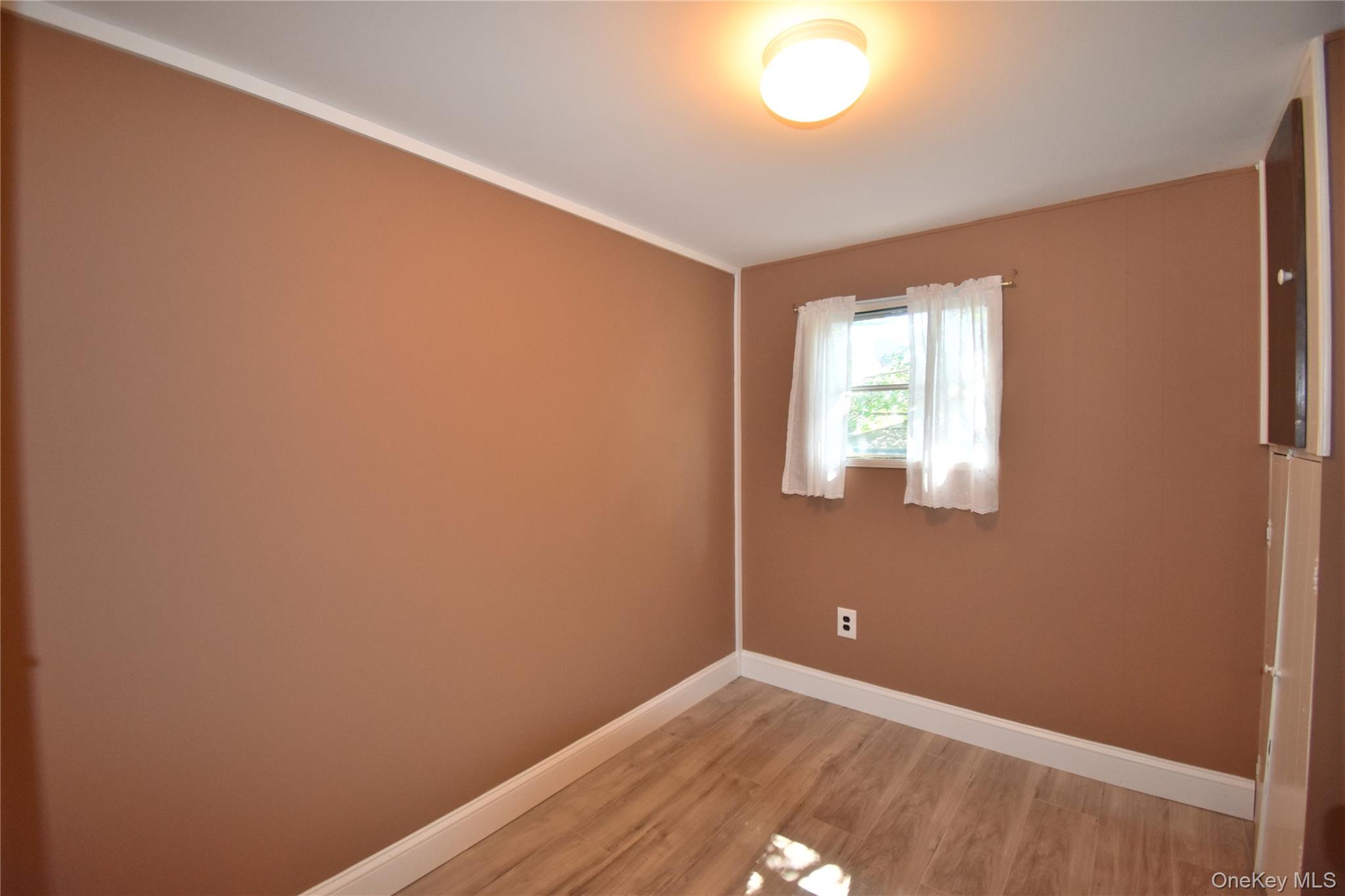 116 Lincoln Avenue Property Photo 11