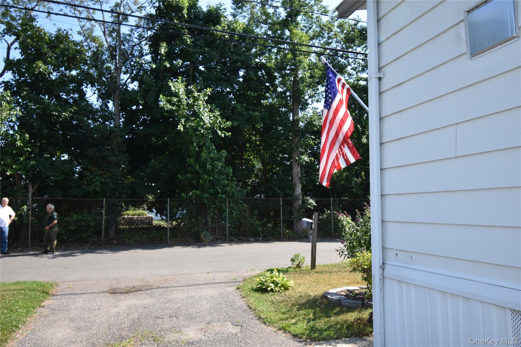 116 Lincoln Avenue Property Photo 15