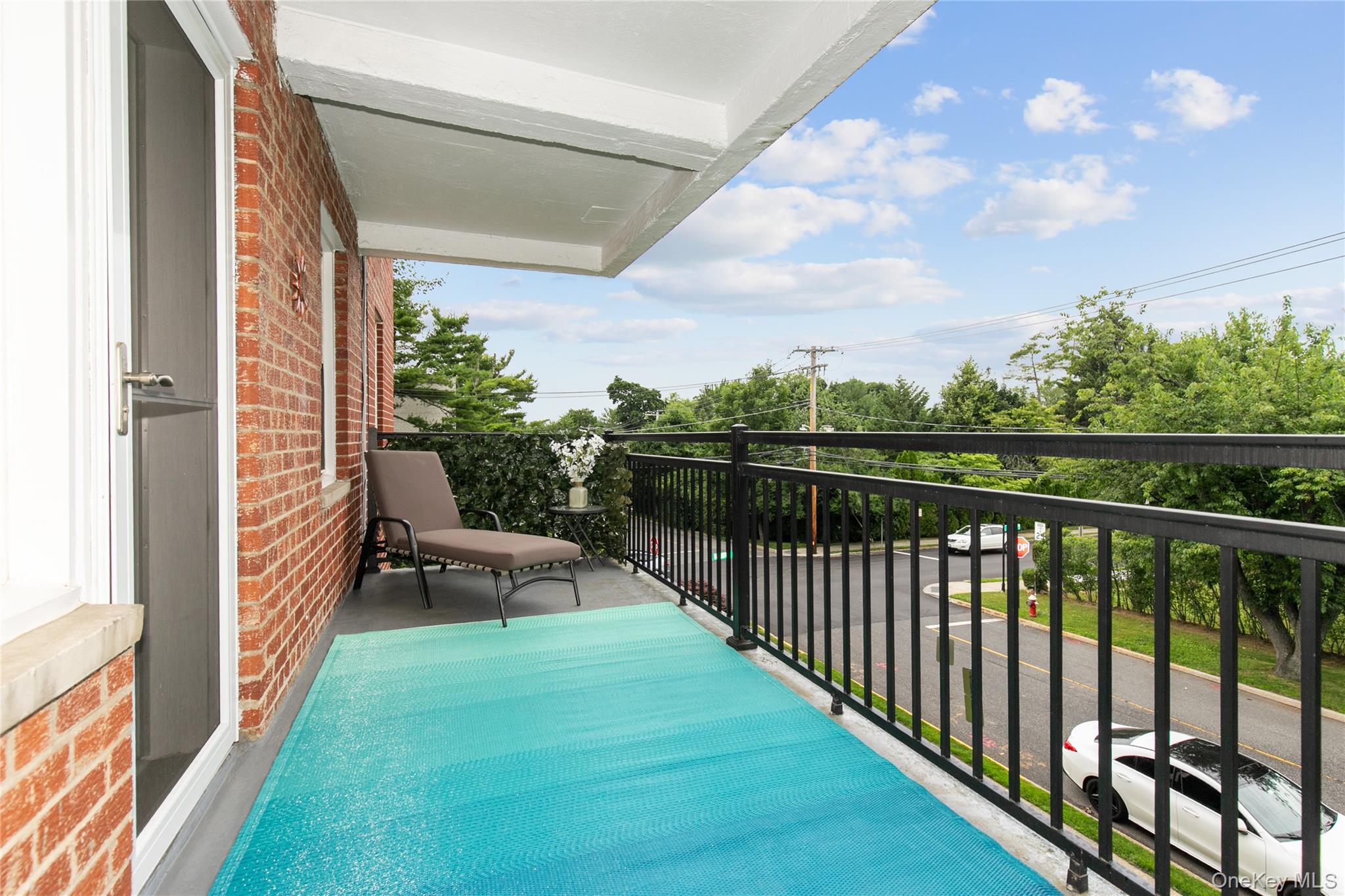 30 Stoner Avenue 2-o Property Photo 11