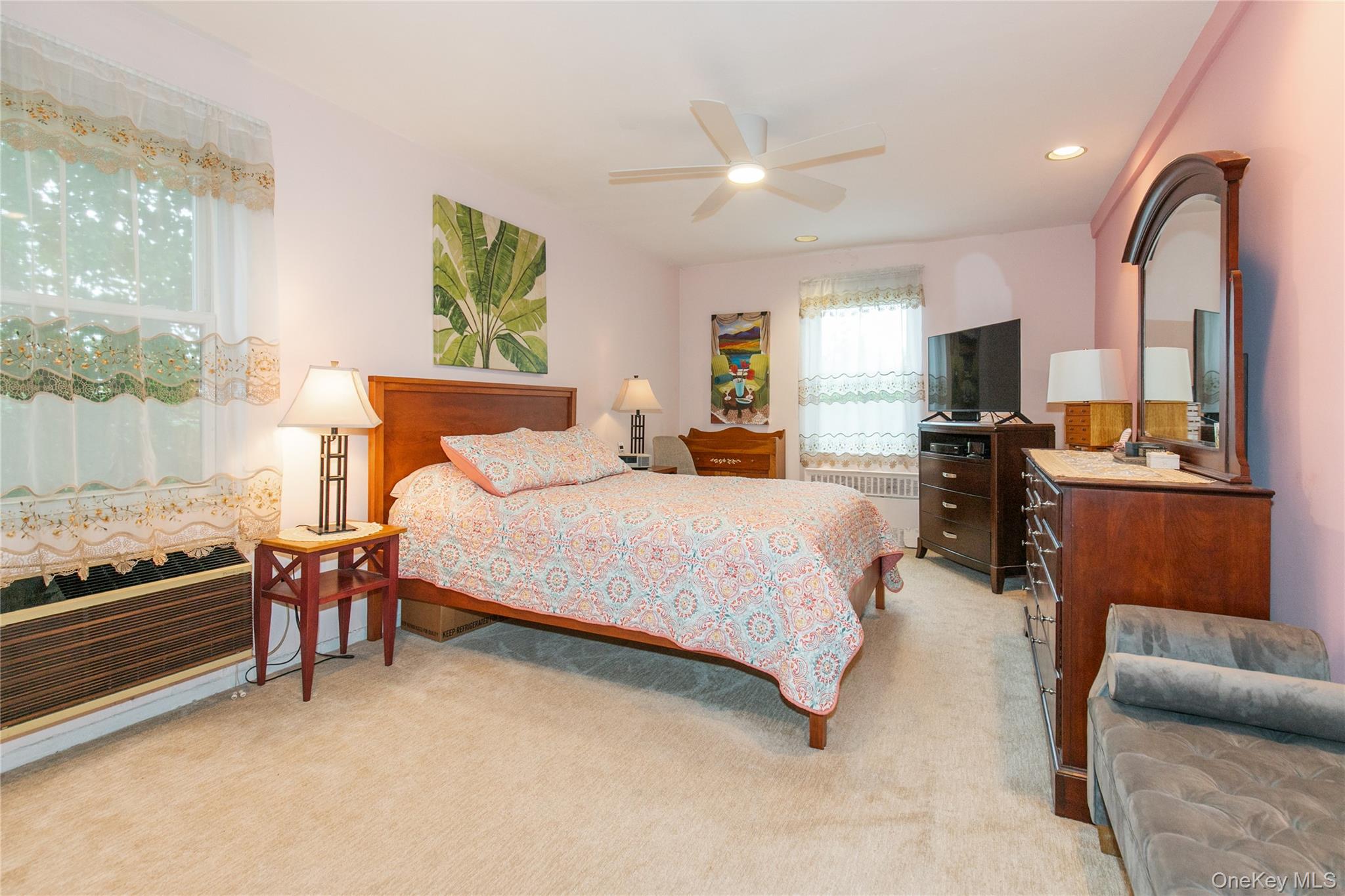 30 Stoner Avenue 2-o Property Photo 12