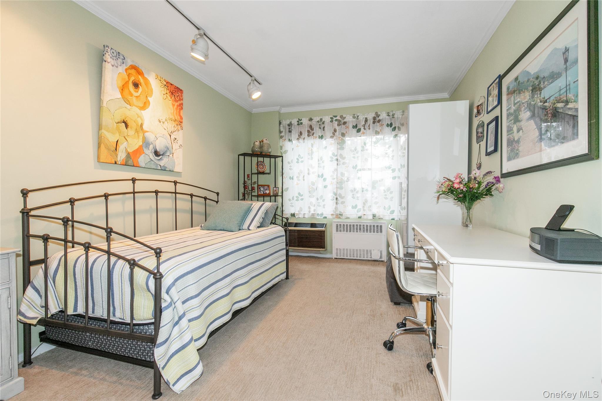 30 Stoner Avenue 2-o Property Photo 14