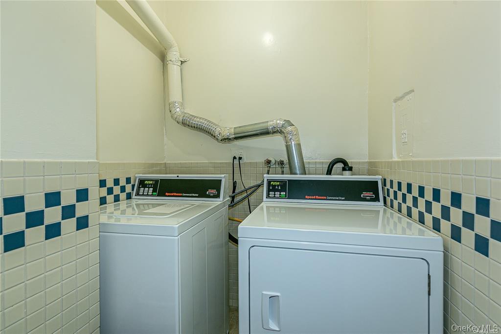 30 Stoner Avenue 2-o Property Photo 19