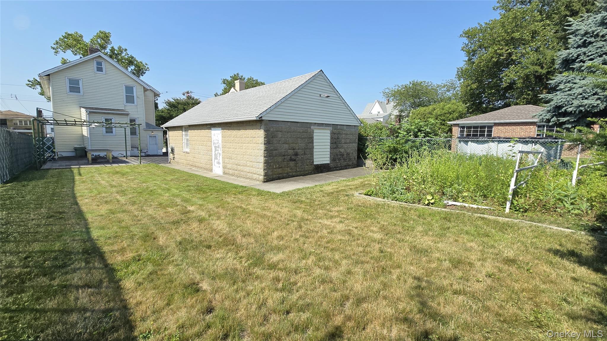 147-23 23rd Avenue Property Photo 3