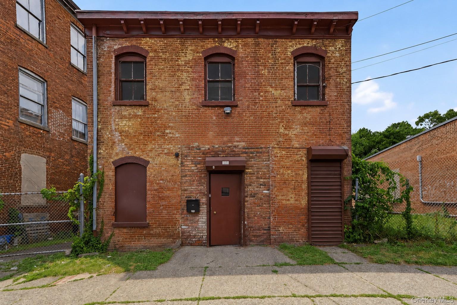 333 Liberty Street Property Photo 3