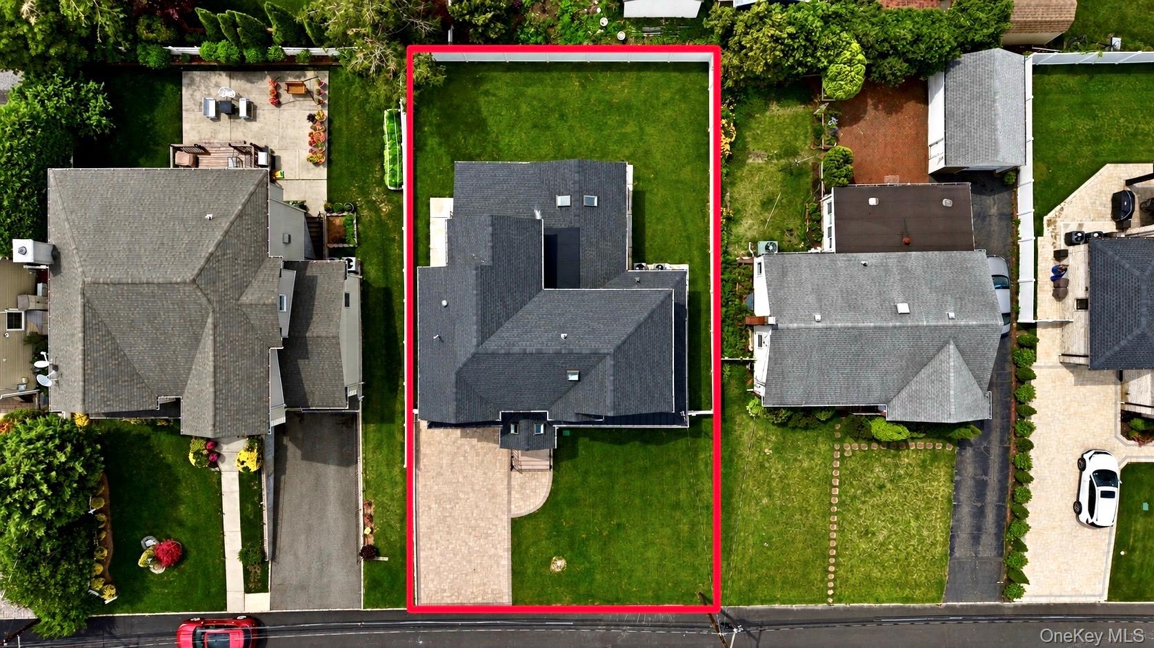 37 Beverly Drive Property Photo 3