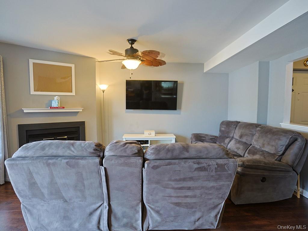 10 Lexington Hill Property Photo 6