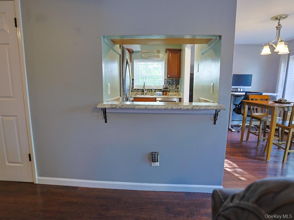 10 Lexington Hill Property Photo 17