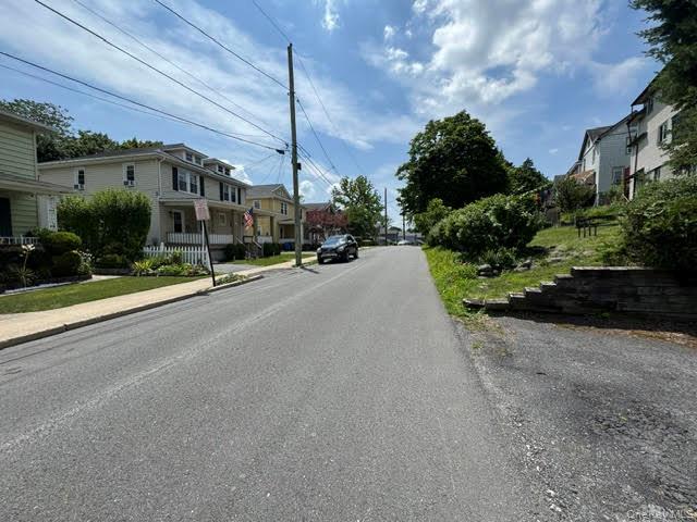 10 Forest Avenue Property Photo 3