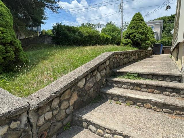 10 Forest Avenue Property Photo 4