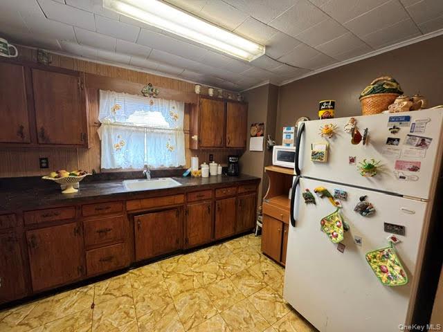 10 Forest Avenue Property Photo 16