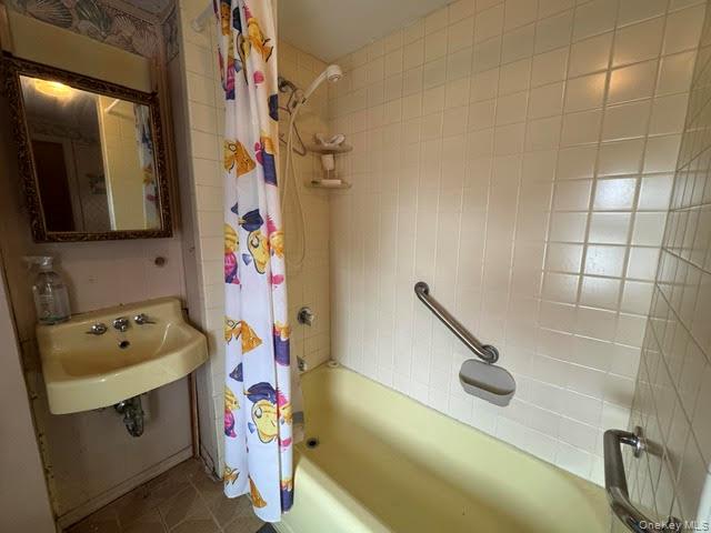 10 Forest Avenue Property Photo 27