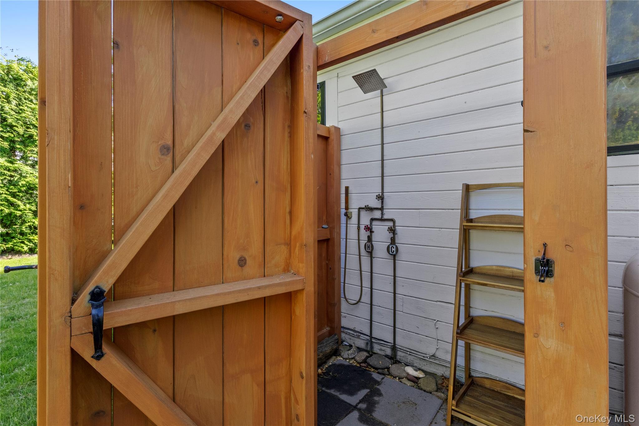 21 Duvall Drive Property Photo 4