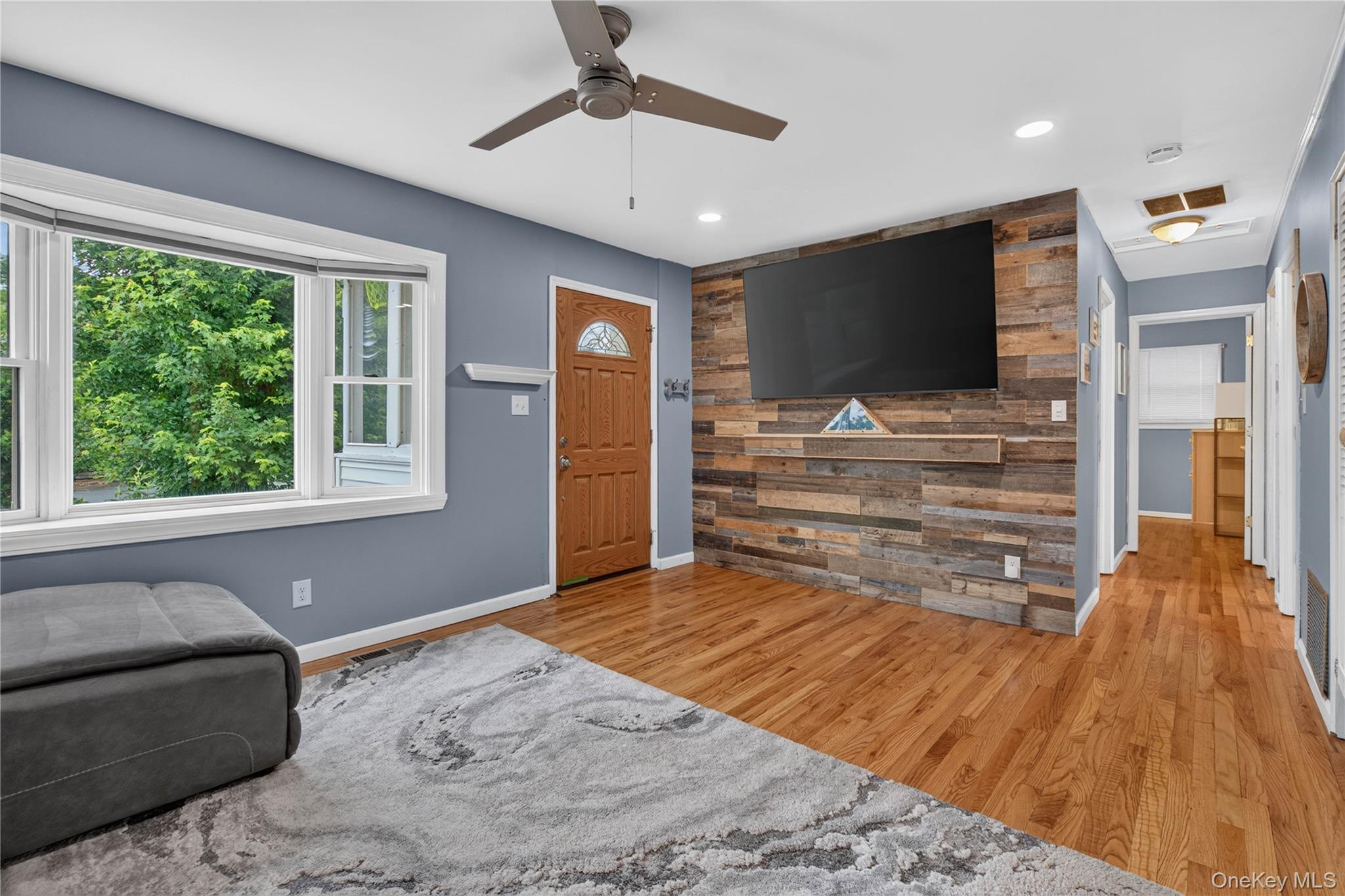 44 Orchard Hill Property Photo 4