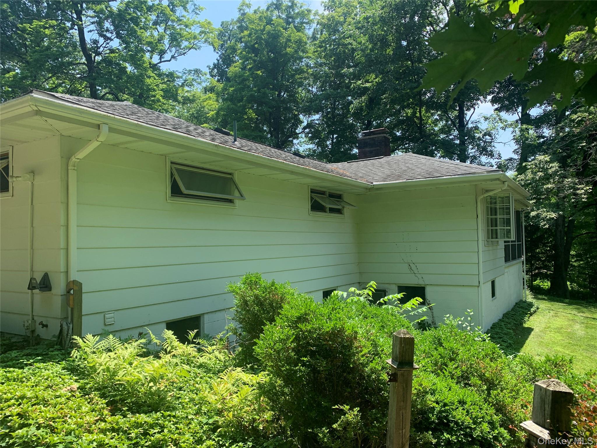 9 Dogwood Hill Road Property Photo 2