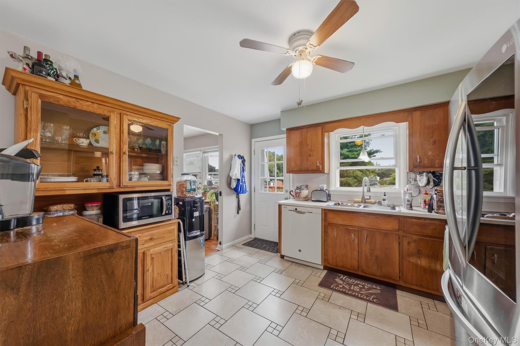 40 Long Meadow Drive Property Photo 4