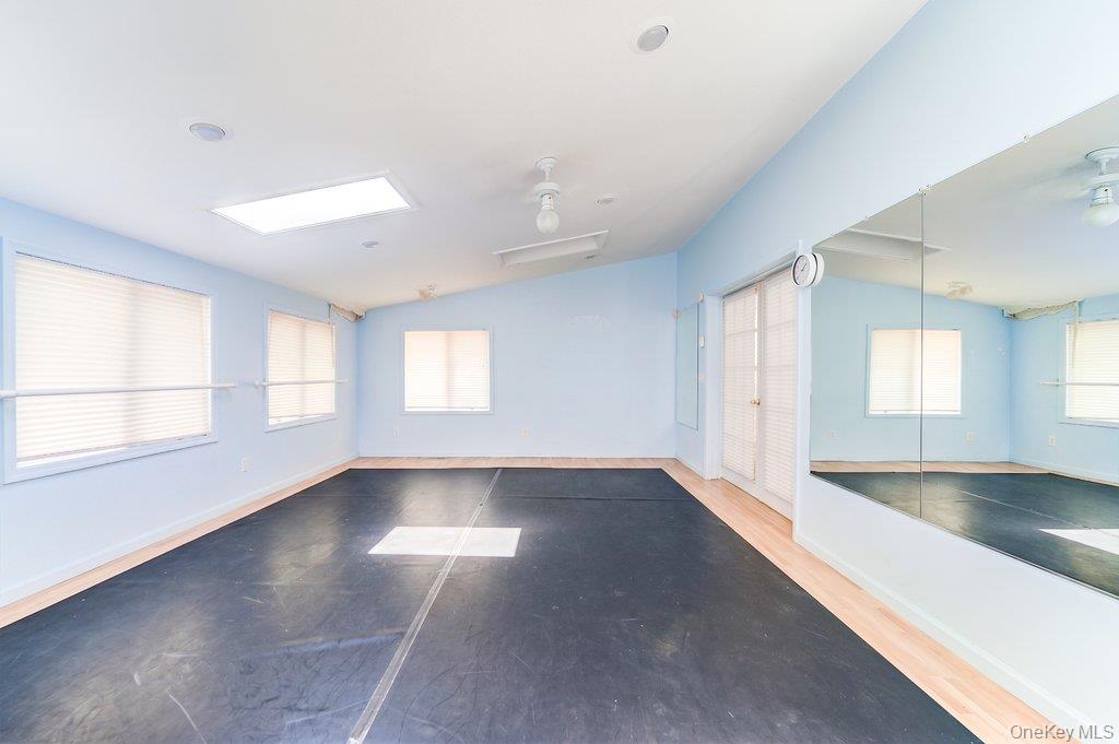 6 Racine Court Property Photo 18