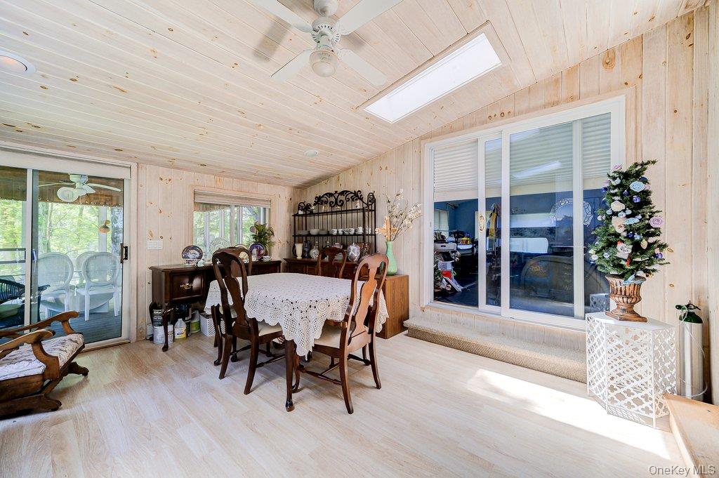 6 Racine Court Property Photo 19