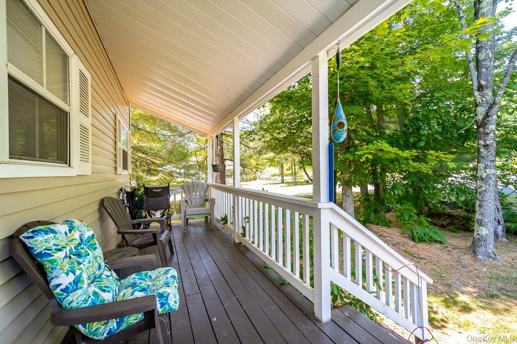 6 Racine Court Property Photo 22
