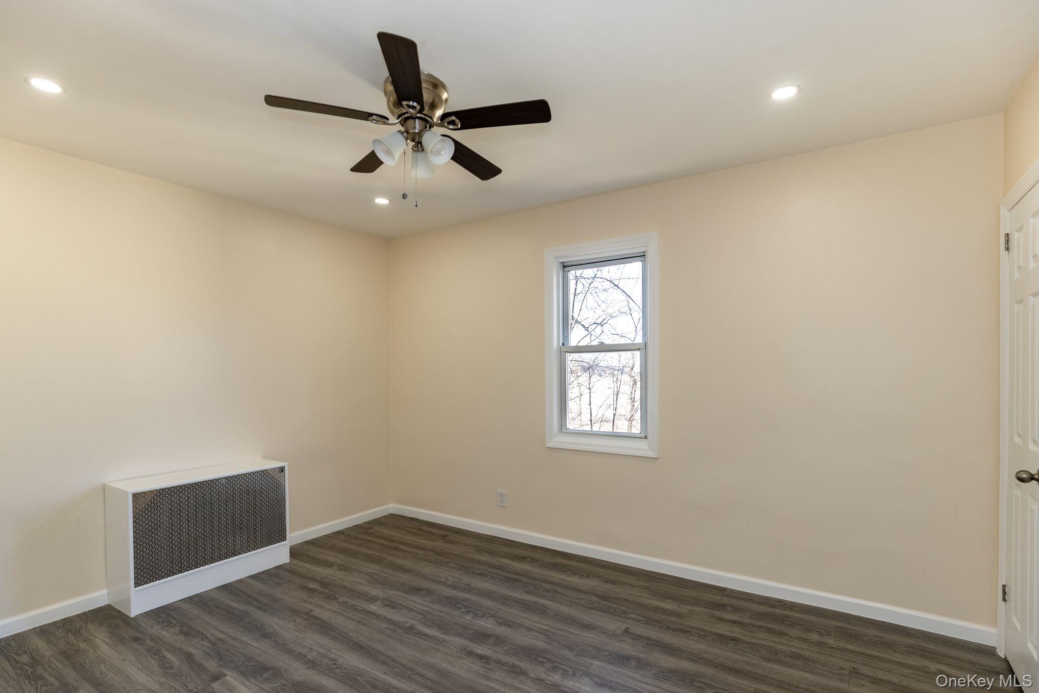 13 Knoll Place Property Photo 3