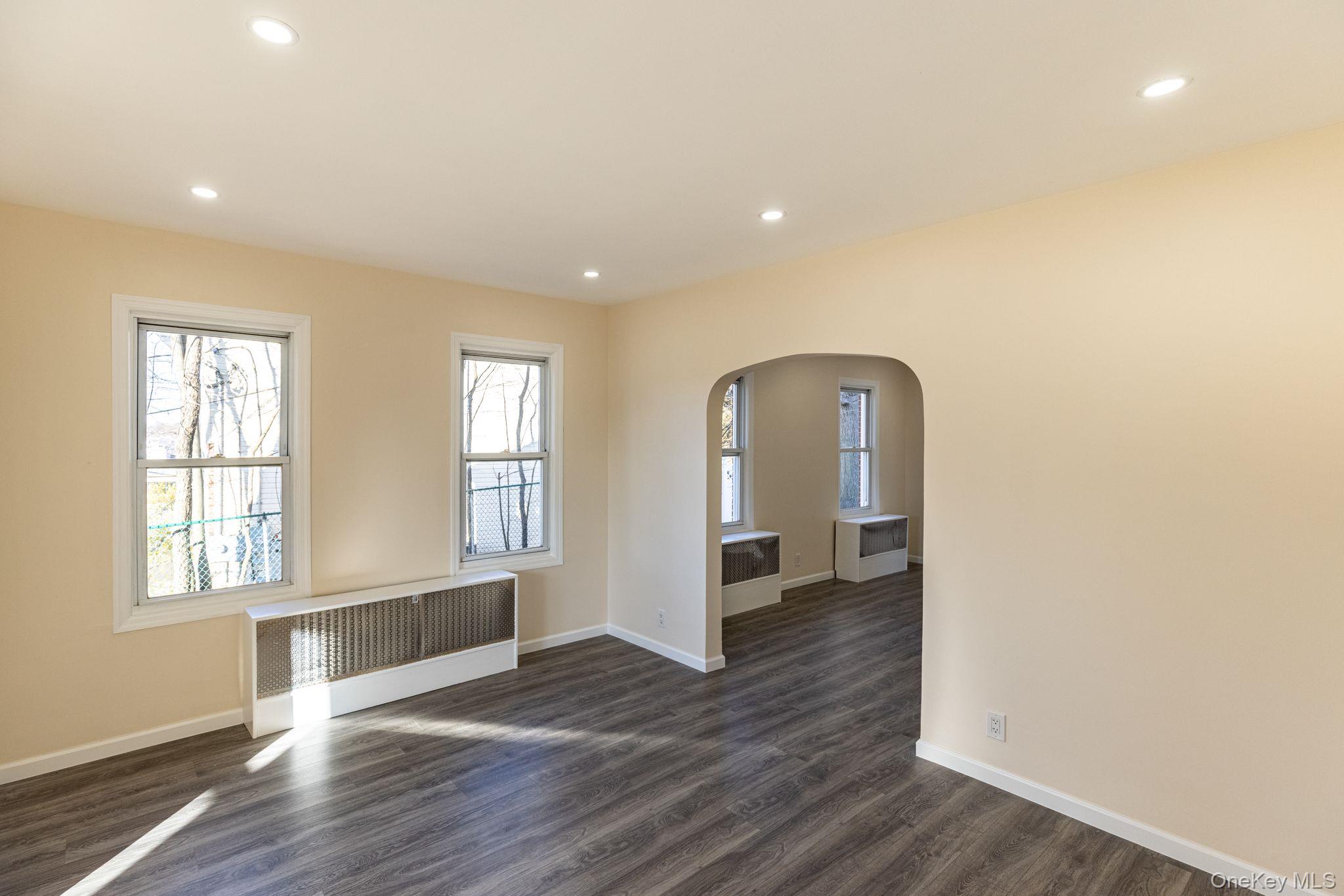 13 Knoll Place Property Photo 4