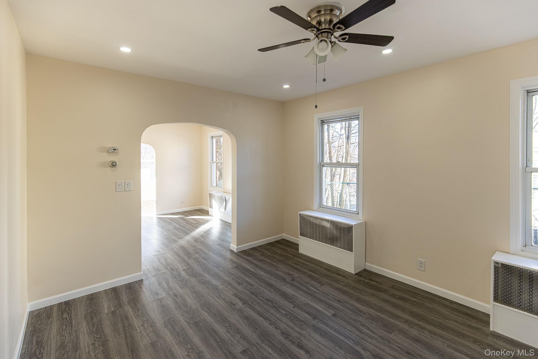 13 Knoll Place Property Photo 5