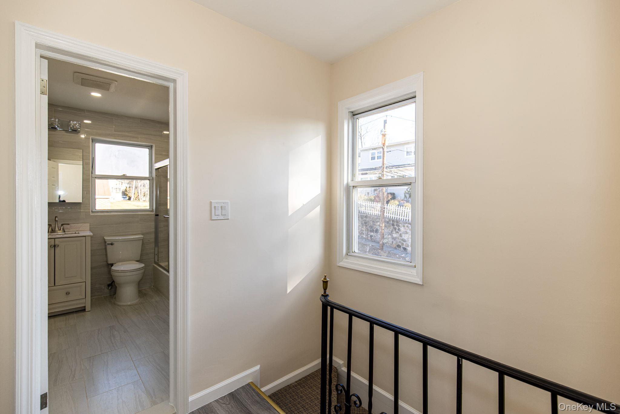 13 Knoll Place Property Photo 8