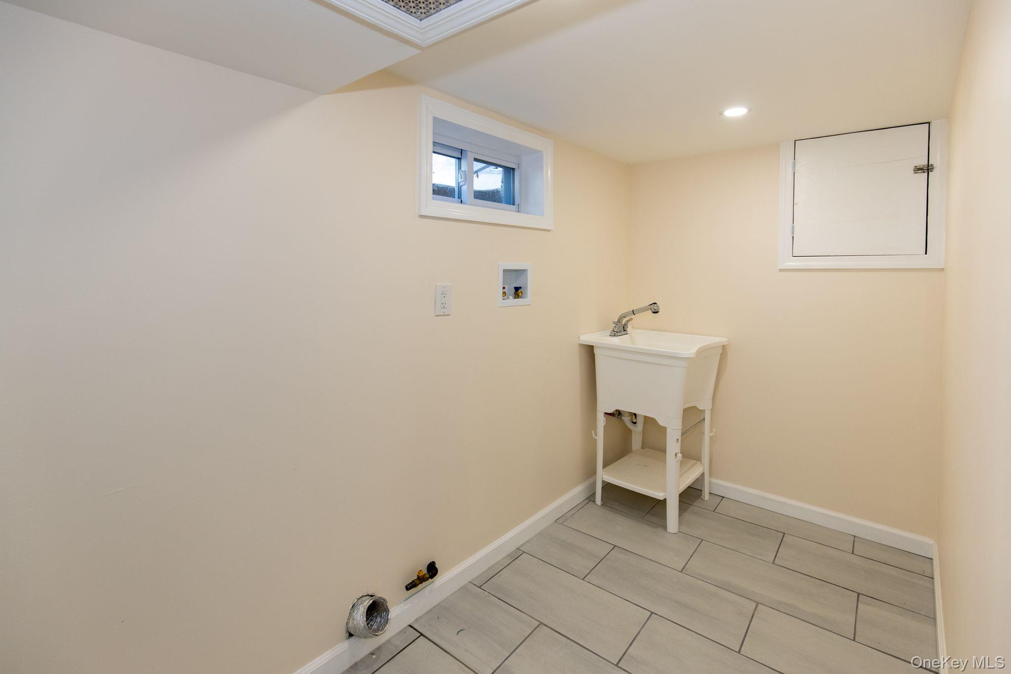 13 Knoll Place Property Photo 13