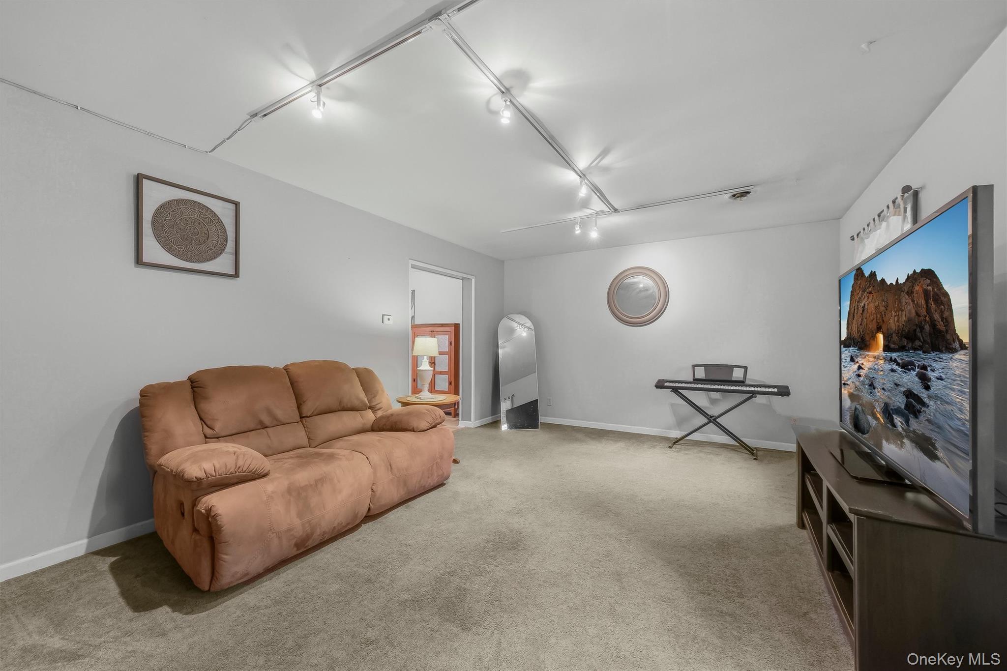 2 Summerset Drive Property Photo 10