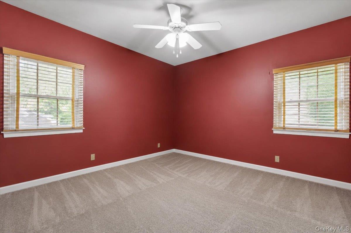 96 Plainview Road Property Photo 13