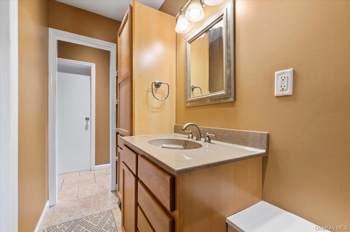 96 Plainview Road Property Photo 31