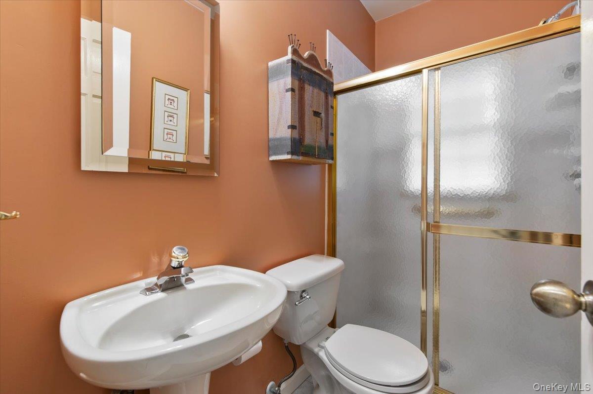 96 Plainview Road Property Photo 32