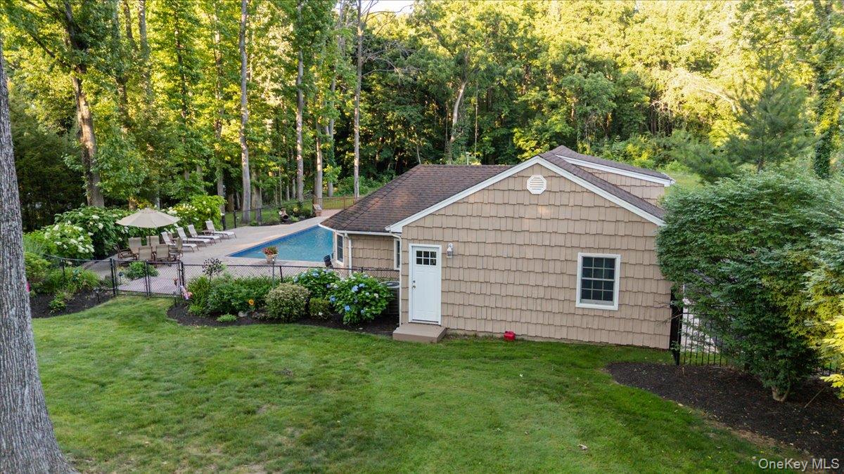 96 Plainview Road Property Photo 34