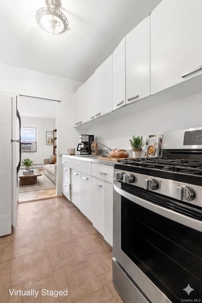 1 Fordham Hill Oval 16h Property Photo 8