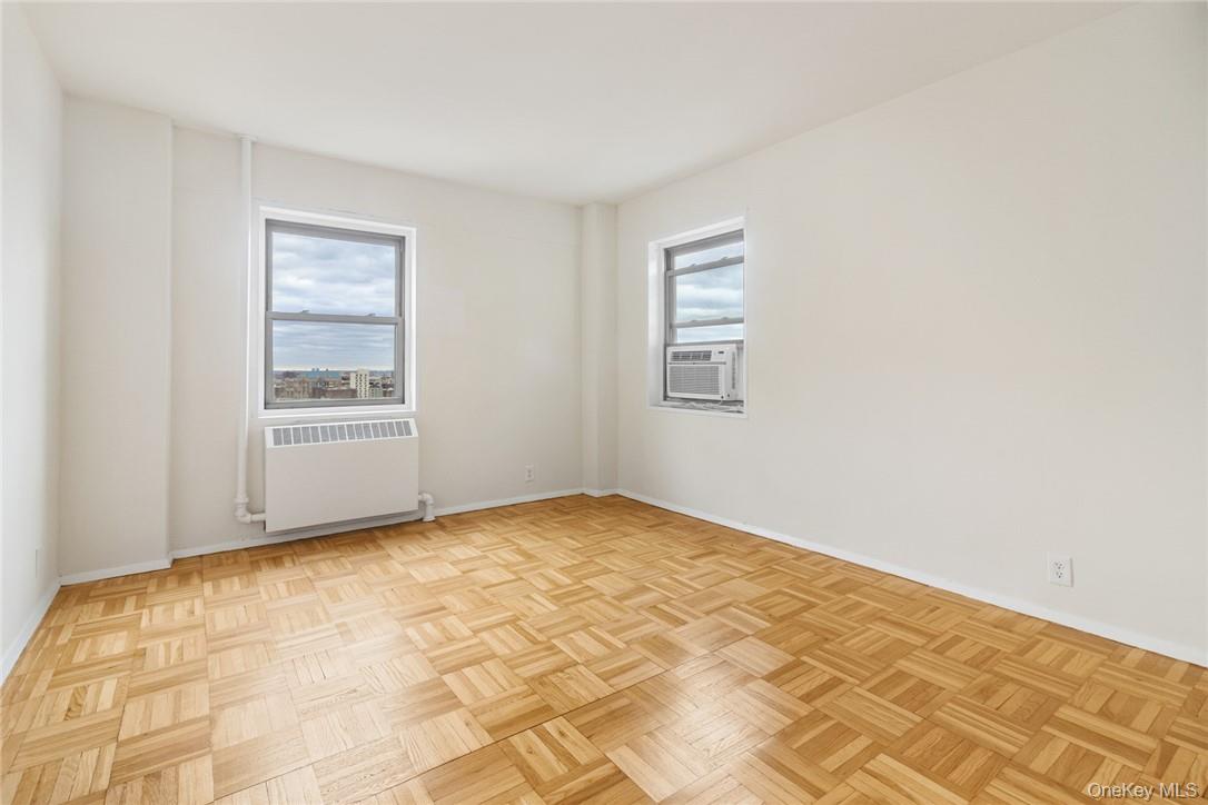 1 Fordham Hill Oval 16h Property Photo 12
