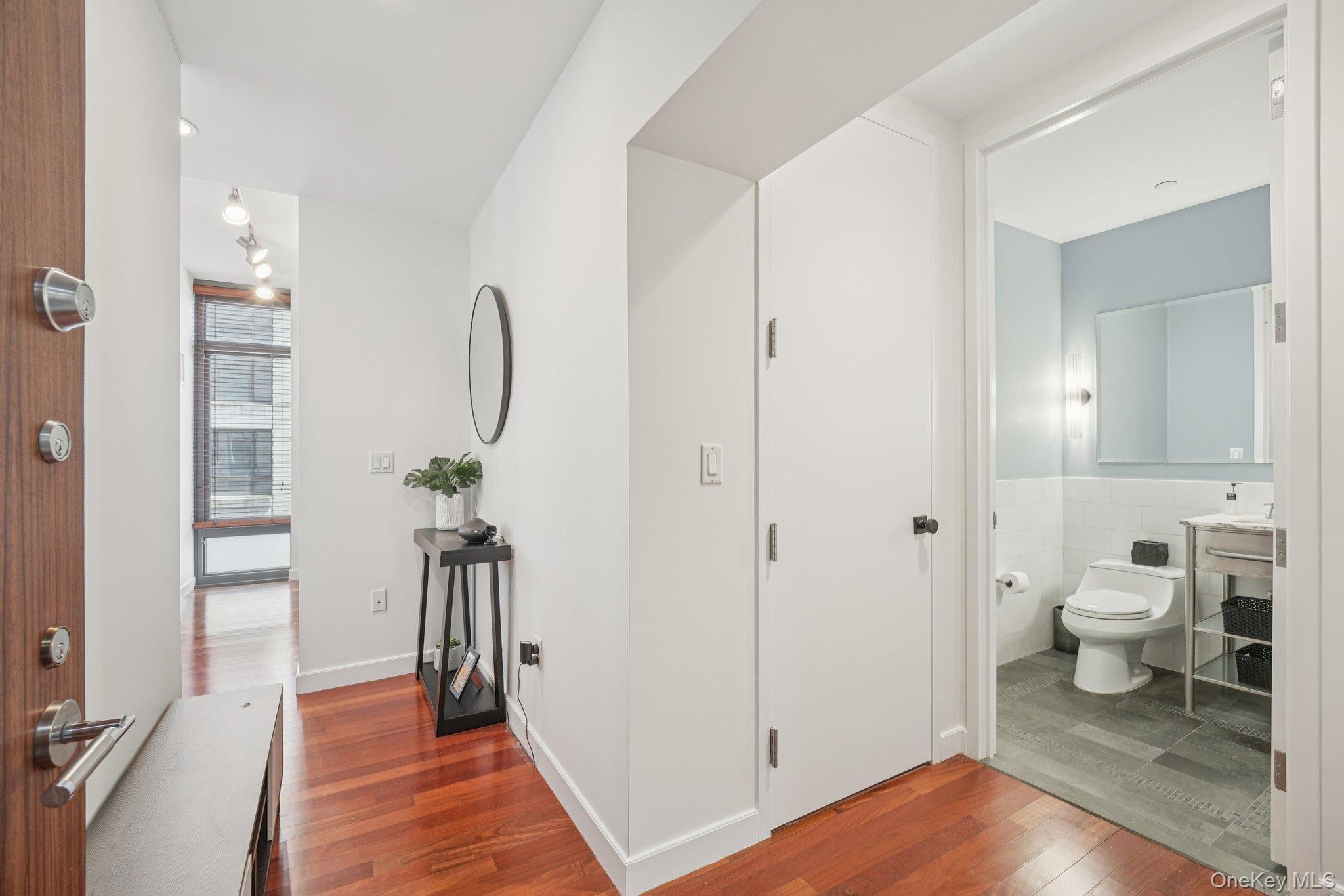 25 City Place 4b Property Photo 6