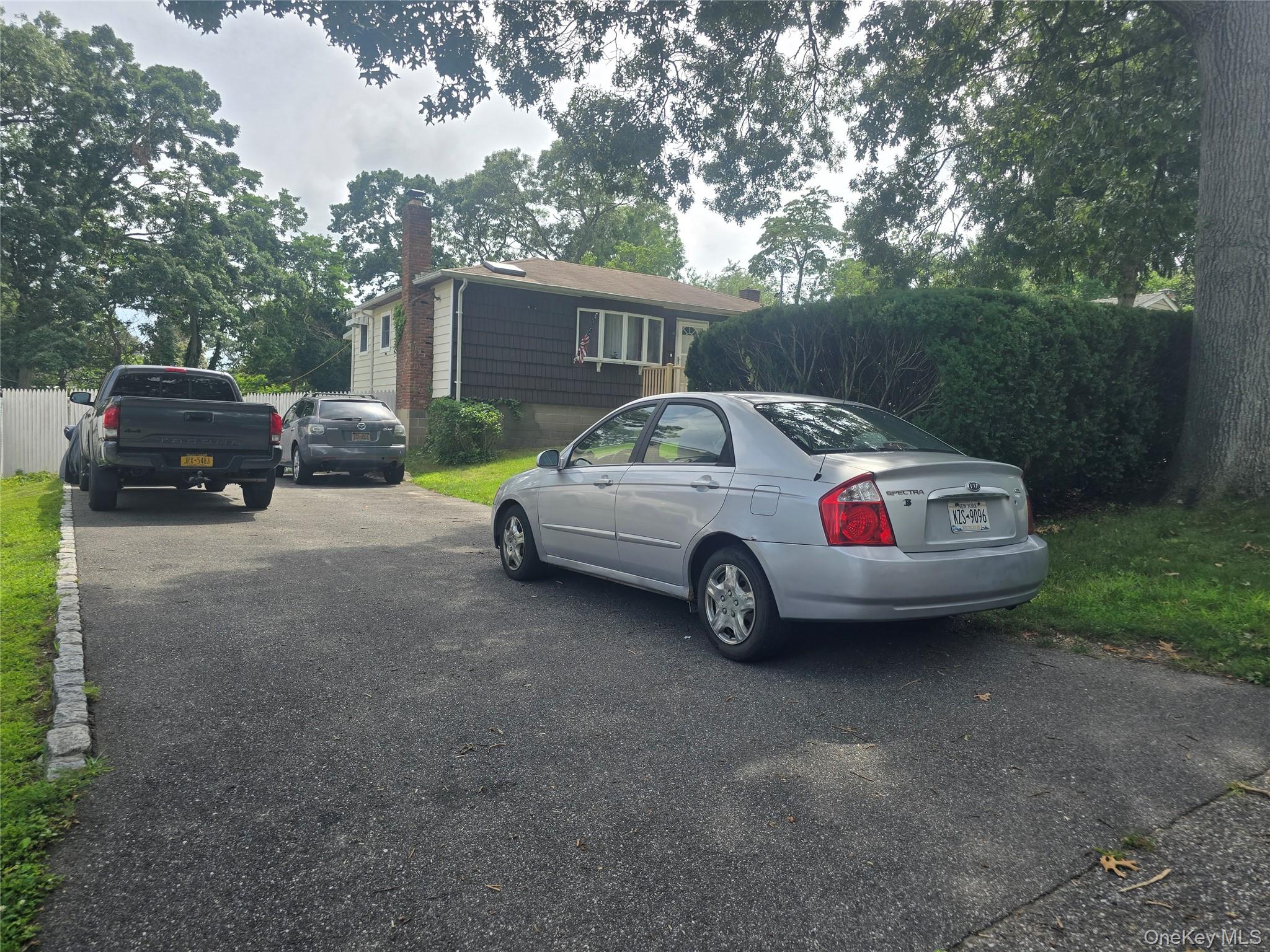 20 Birch Avenue Property Photo 3