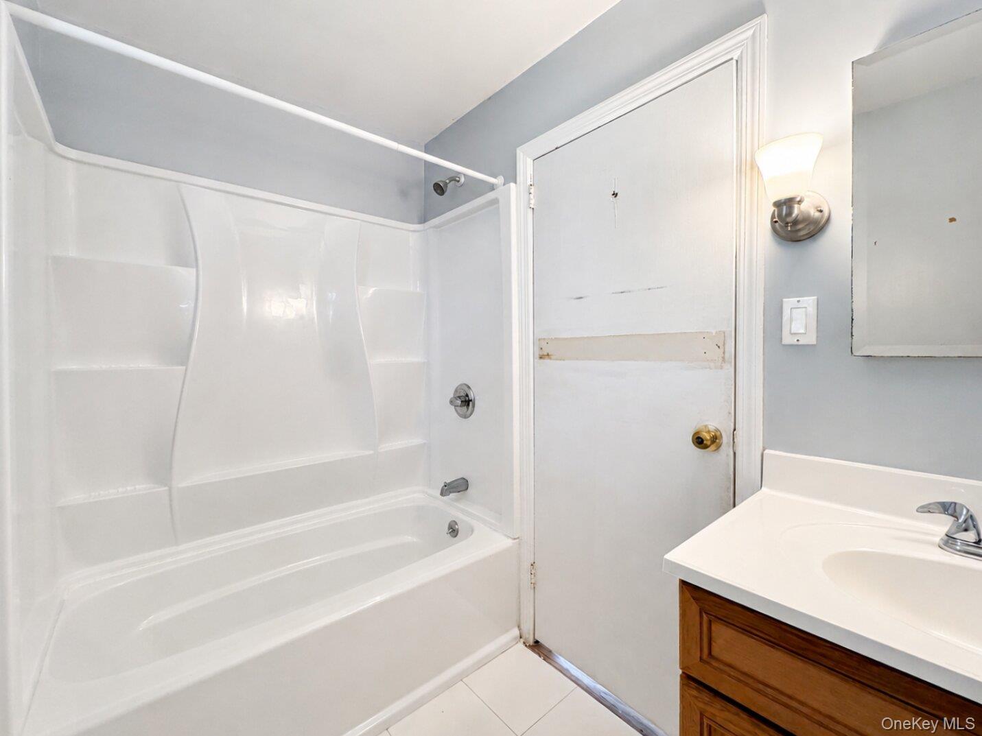 113 Rhodes Street Property Photo 11