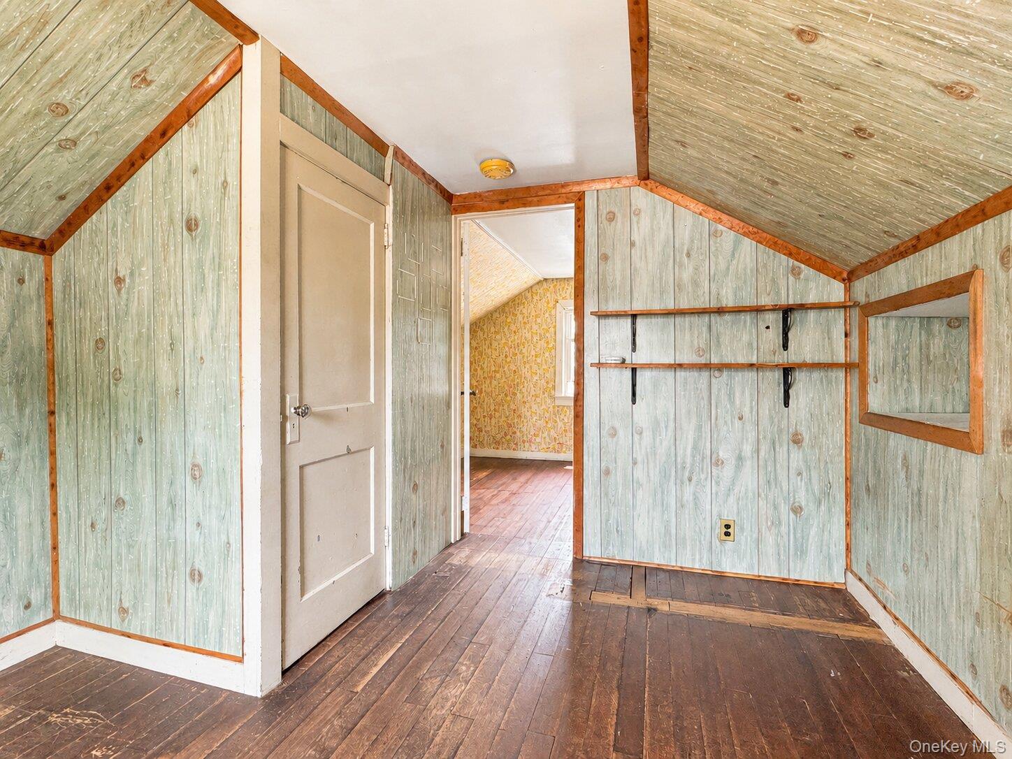113 Rhodes Street Property Photo 23
