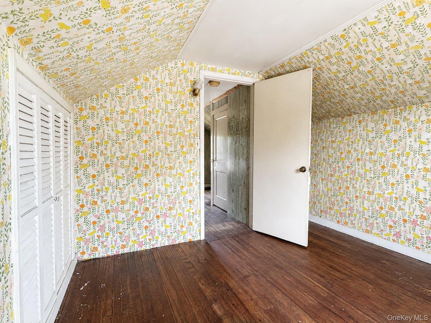 113 Rhodes Street Property Photo 24