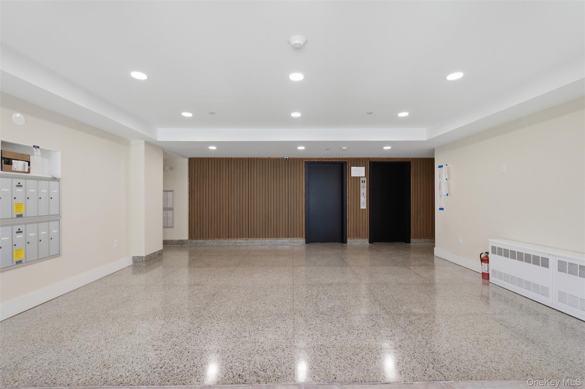 671 Bronx River Road 2n Property Photo 2