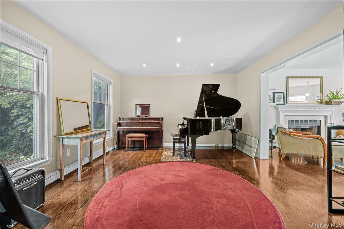 349 Warburton Avenue Property Photo 15