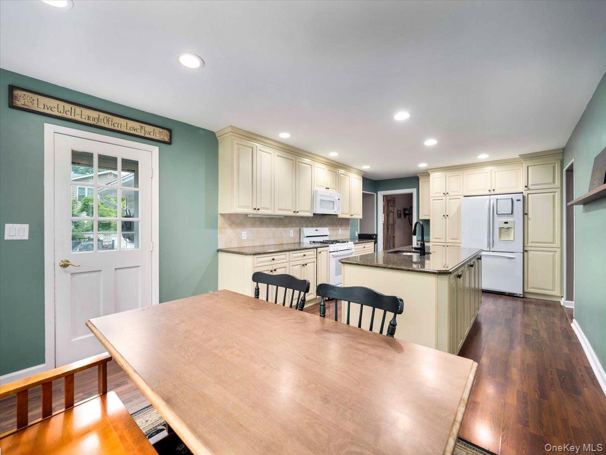 44 Oriole Street Property Photo 20