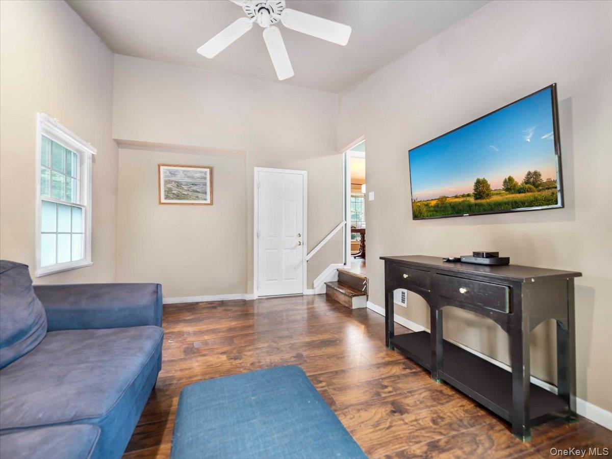 44 Oriole Street Property Photo 25