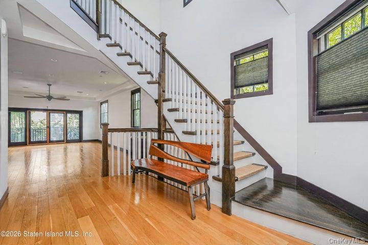 100 Hull Ave Property Photo 4
